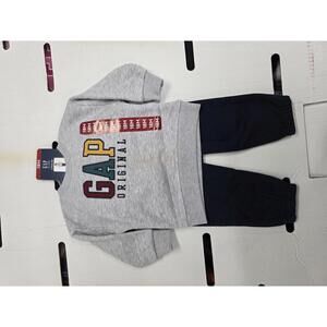 GAP Original Baby Sweatshirt and Pants Set 18M